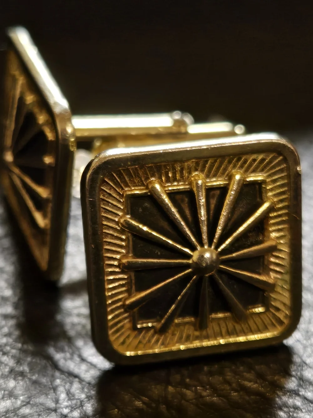 Cuff Links VINTAGE Gold Tone and Enamel Square Makers Mark 
